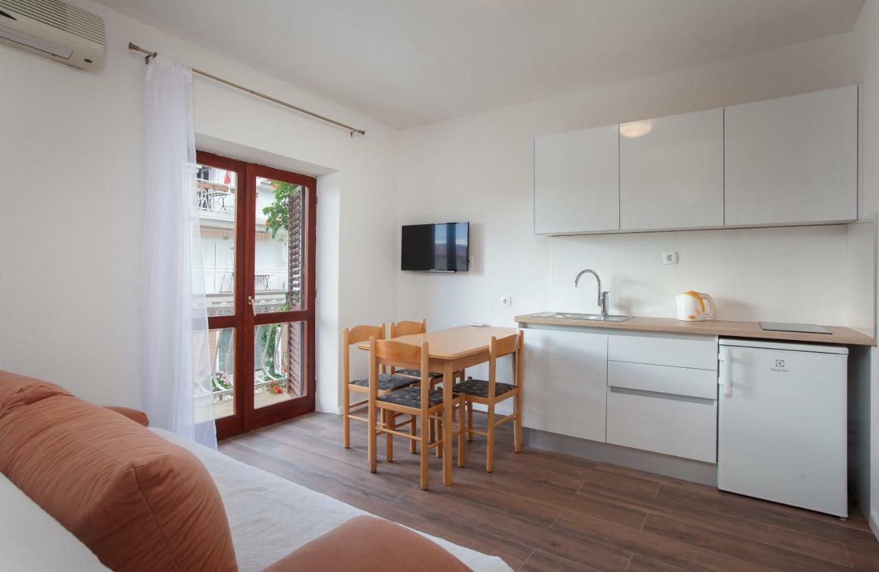 Apartmani Tina Podgora Dış mekan fotoğraf